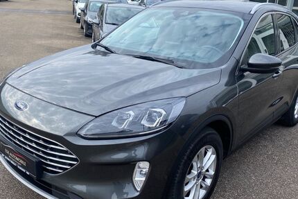 Ford Kuga 44.000 km 21.900 &euro; Markgröningen 71706