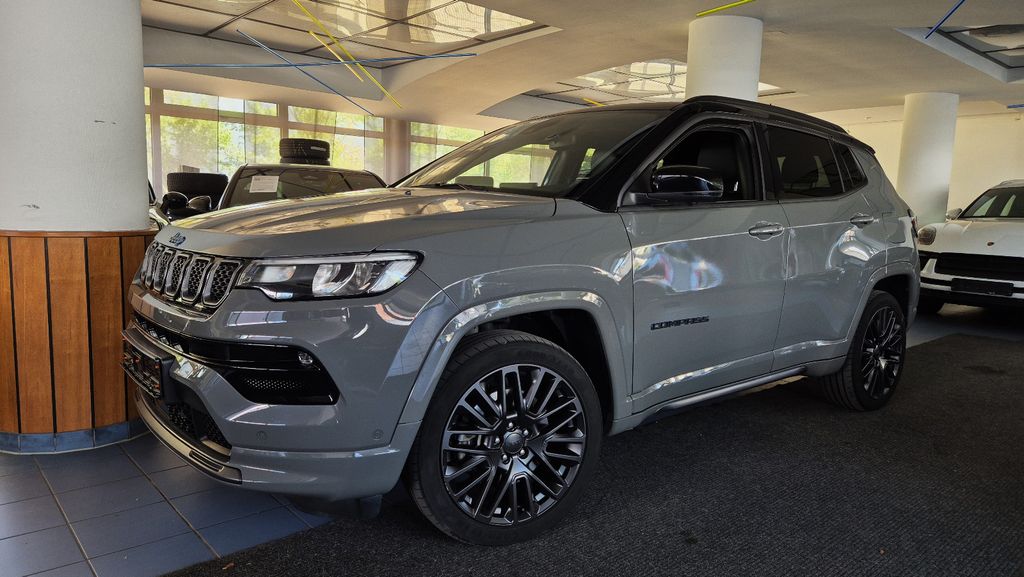Jeep Compass 65.000 km 23.990 &euro; Filderstadt 70794