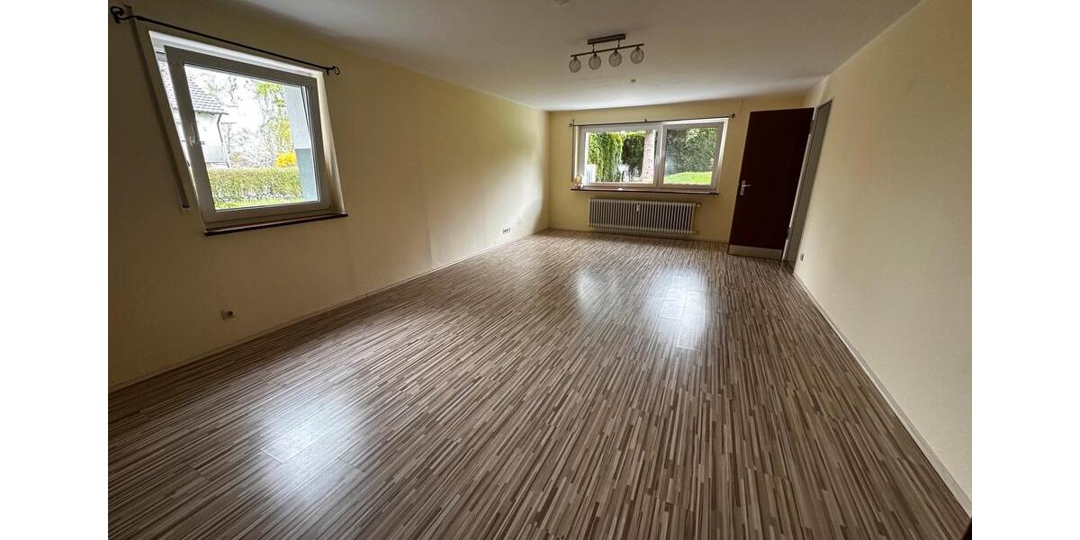 Etagenwohnung Neuhausen auf den Fildern - 1.5 Zimmer, 43 m&sup2;, 700&euro; | Angebot:26097381