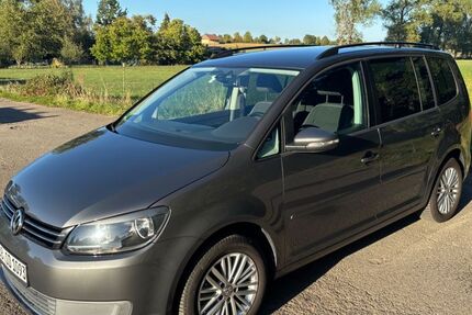 VW Touran 131.000 km 8.500 &euro; Böblingen 71034