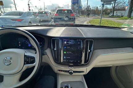 Volvo XC60 71.500 km 35.450 &euro; Stuttgart 70176