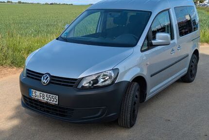VW Caddy 96.000 km 13.999 &euro; Neuhausen auf den Fildern 73765
