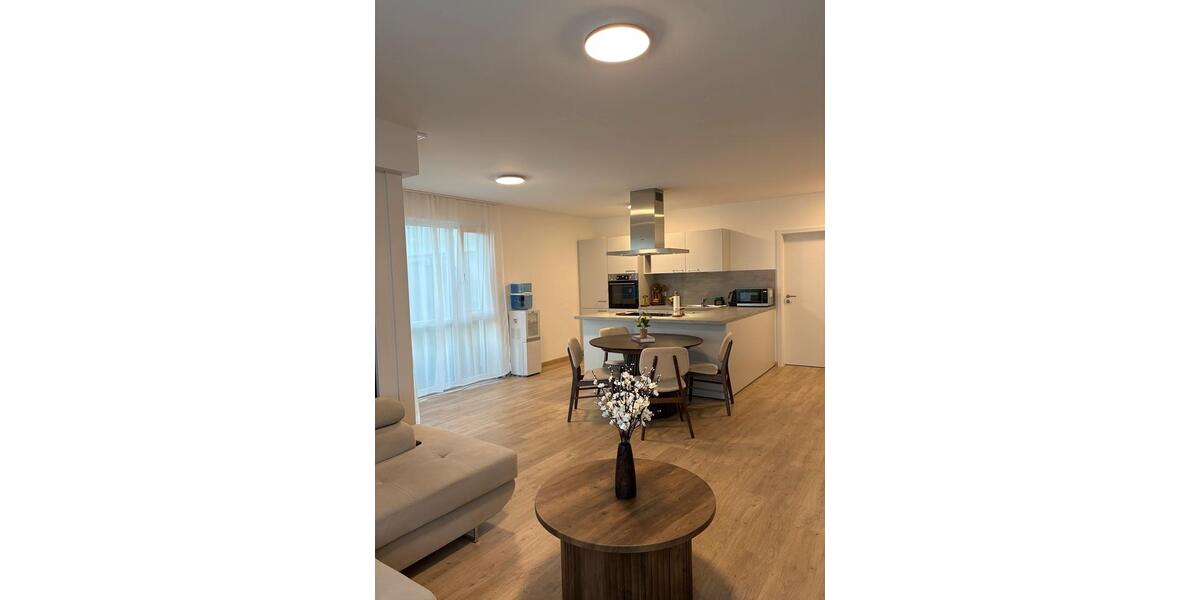 Erdgeschoßwohnung Bönnigheim - 3 Zimmer, 72 m&sup2;, 1.360&euro; | Angebot:27568227