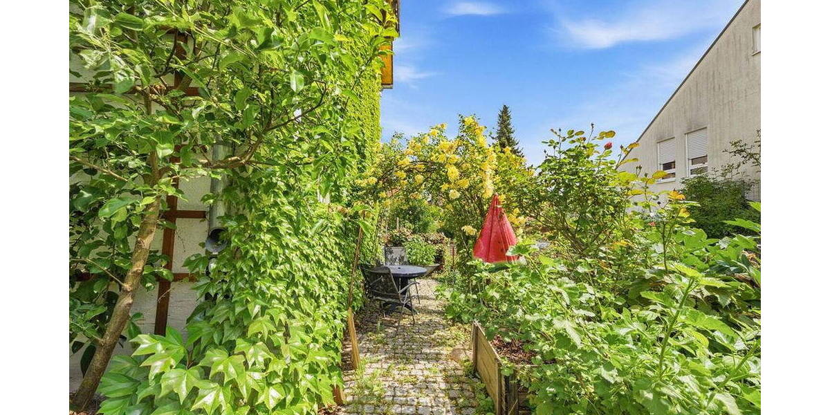 Doppelhaushälfte Stuttgart Wangen - 6 Zimmer, 159 m&sup2;, 630.000&euro; | Angebot:26555261