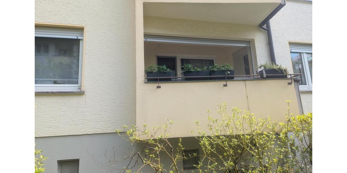 Erdgeschoßwohnung Ludwigsburg - 3.5 Zimmer, 80 m&sup2;, 329.000&euro; | Angebot:26802185