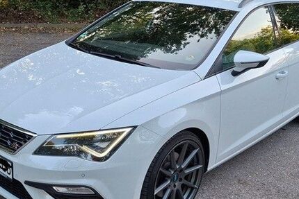 Seat Leon 96.600 km 15.700 &euro; Rutesheim 71277