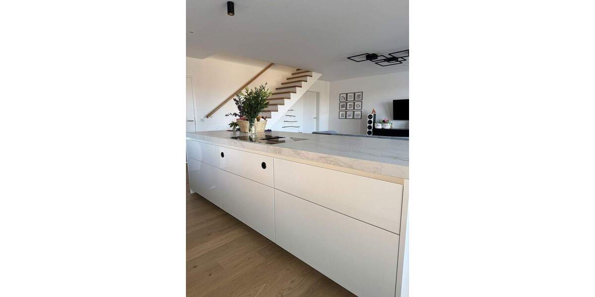 Doppelhaushälfte Renningen Malmsheim - 6 Zimmer, 226 m&sup2;, 2.850&euro; | Angebot:25718910