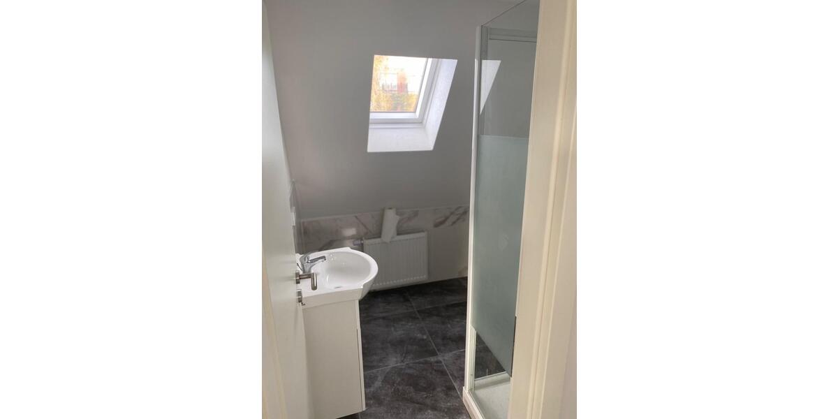 Dachgeschoßwohnung Ötisheim - 2.5 Zimmer, 50 m&sup2;, 1.050&euro; | Angebot:24846736