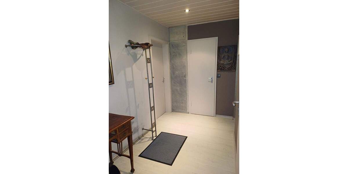 Doppelhaushälfte Stuttgart Weilimdorf - 8 Zimmer, 177 m&sup2;, 598.000&euro; | Angebot:25724263