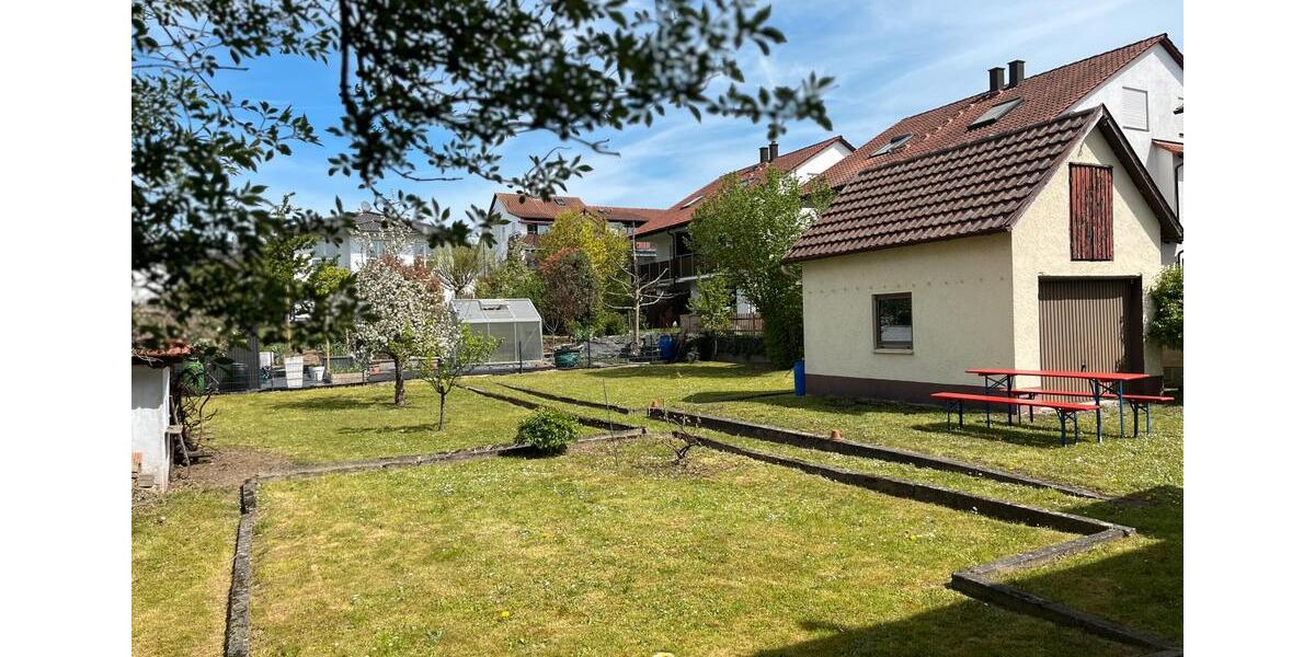 Einfamilienhaus Sachsenheim - 7 Zimmer, 140 m&sup2;, 440.000&euro; | Angebot:26444620