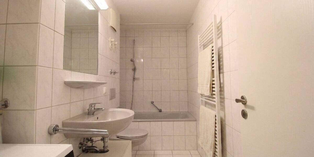 Etagenwohnung Stuttgart Nord - 2 Zimmer, 49 m&sup2;, 245.000&euro; | Angebot:26528146