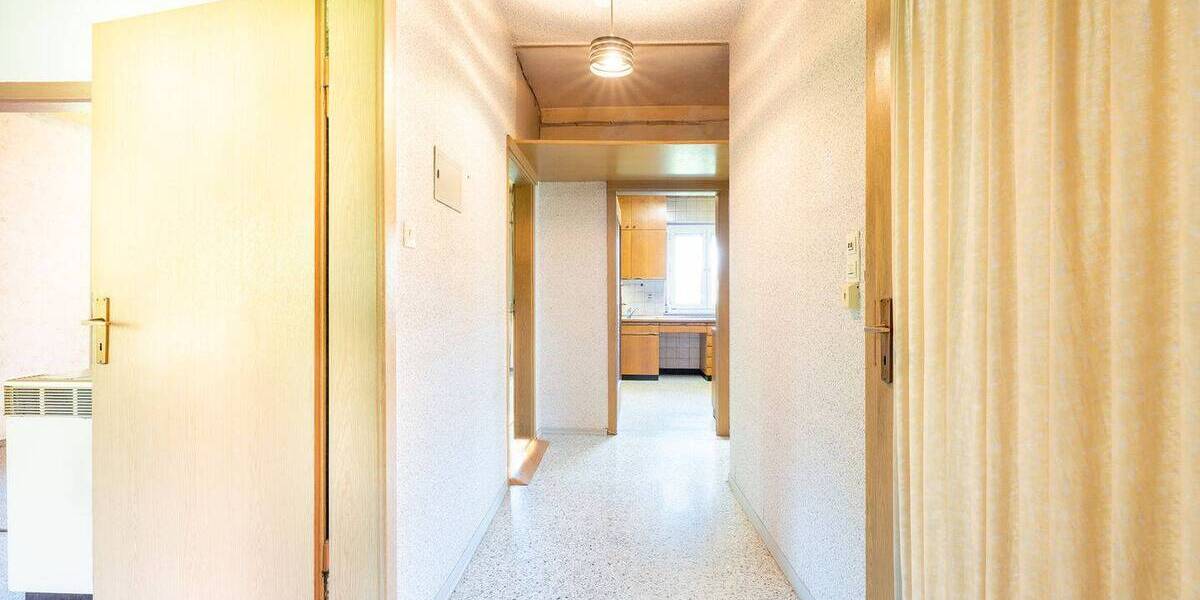 Mehrfamilienhaus, Wohnhaus Stuttgart Degerloch - 8 Zimmer, 170 m&sup2;, 775.000&euro; | Angebot:25685446