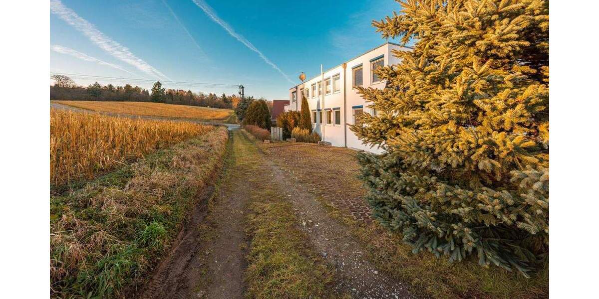 Gewerbeobjekt Remseck am Neckar / Neckargröningen Neckargröningen - 7 Zimmer, 168 m&sup2;, 398.000&euro; | Angebot:25744954