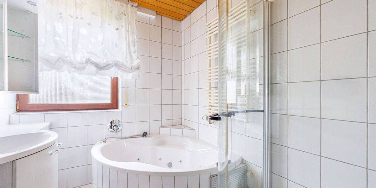 Mehrfamilienhaus, Wohnhaus Tamm - 7 Zimmer, 204 m&sup2;, 795.000&euro; | Angebot:26515207