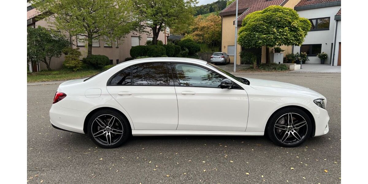 Mercedes-Benz E 400 112.000 km 35.400 &euro; Fellbach 70734
