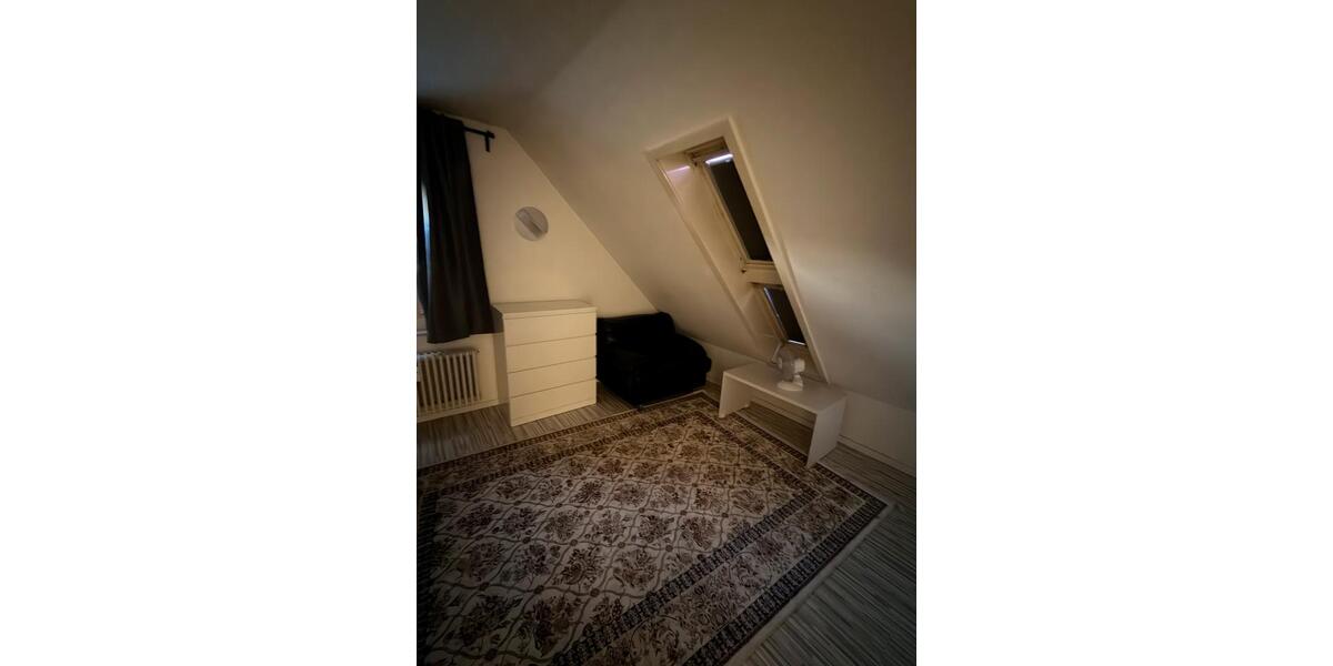 Dachgeschoßwohnung Stuttgart Hedelfingen - 2 Zimmer, 48 m&sup2;, 1.300&euro; | Angebot:27565867