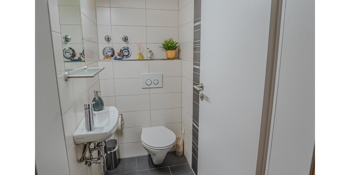 Dachgeschoßwohnung Brackenheim - 3 Zimmer, 80 m&sup2;, 310.000&euro; | Angebot:26241457