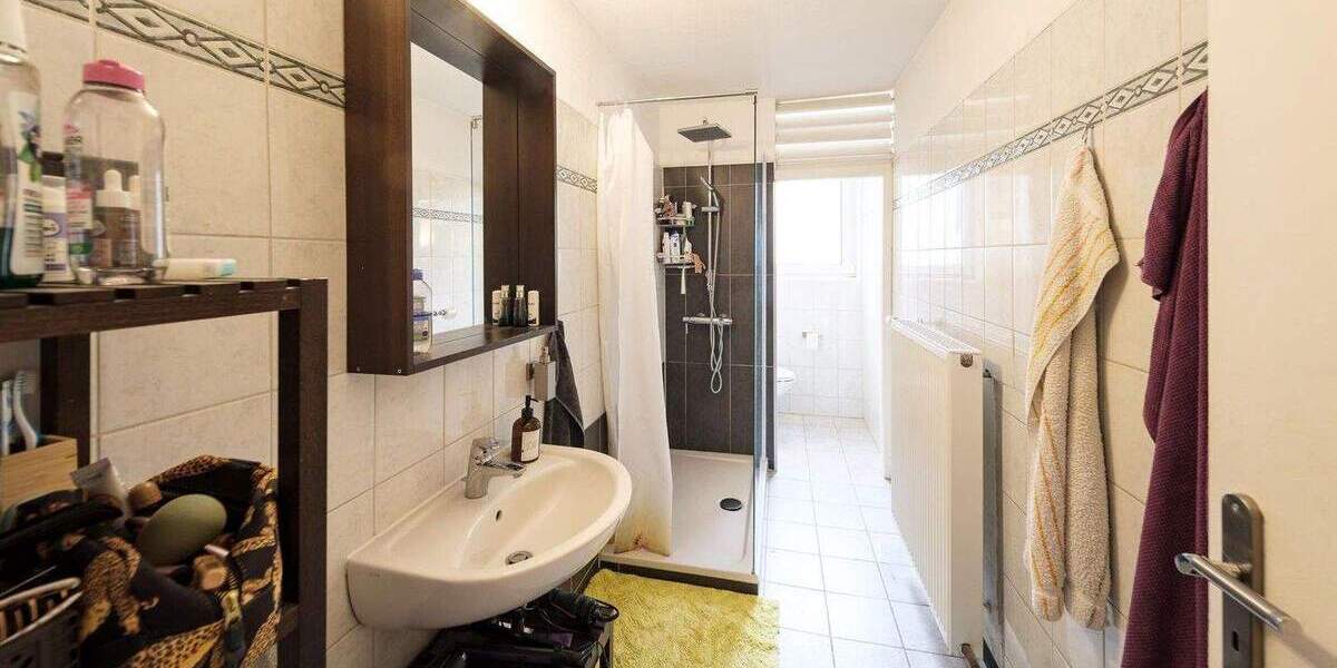 Etagenwohnung Stuttgart Mitte - 5 Zimmer, 115 m&sup2;, 495.000&euro; | Angebot:25657437