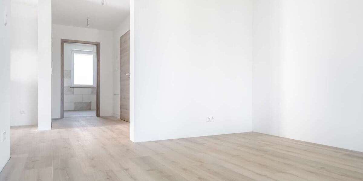 Hochwertig sanierte 3-Zimmer-Wohnung mit zwei Balkonen - 3- Esslingen am Neckar Oberesslingen | Angebot:27517979