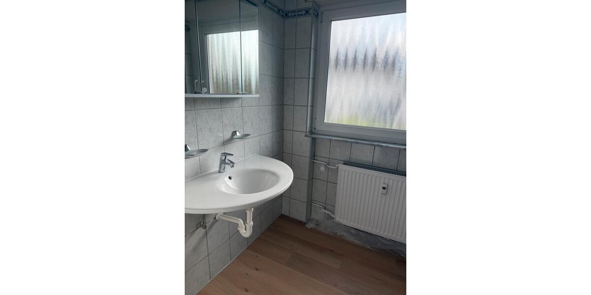 Hochparterre Steinheim an der Murr - 4 Zimmer, 77 m&sup2;, 1.350&euro; | Angebot:25944586