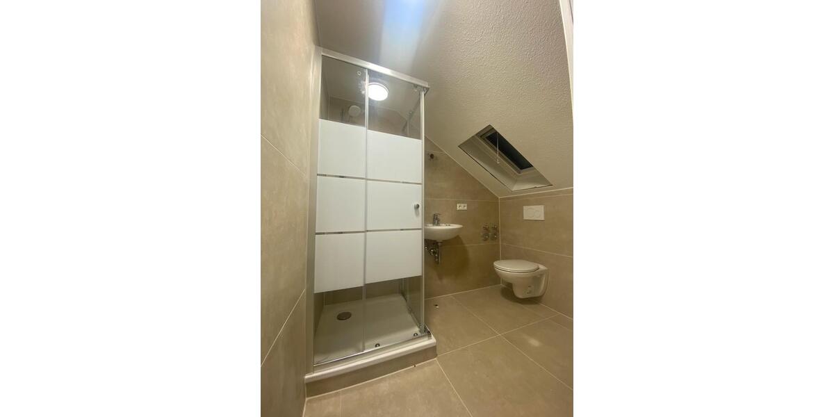 Dachgeschoßwohnung Murrhardt - 2.5 Zimmer, 60 m&sup2;, 850&euro; | Angebot:26115612