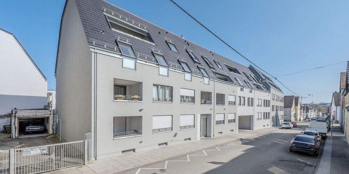 Etagenwohnung Stuttgart / Zuffenhausen Zuffenhausen - 4 Zimmer, 117 m&sup2;, 749.000&euro; | Angebot:25704192