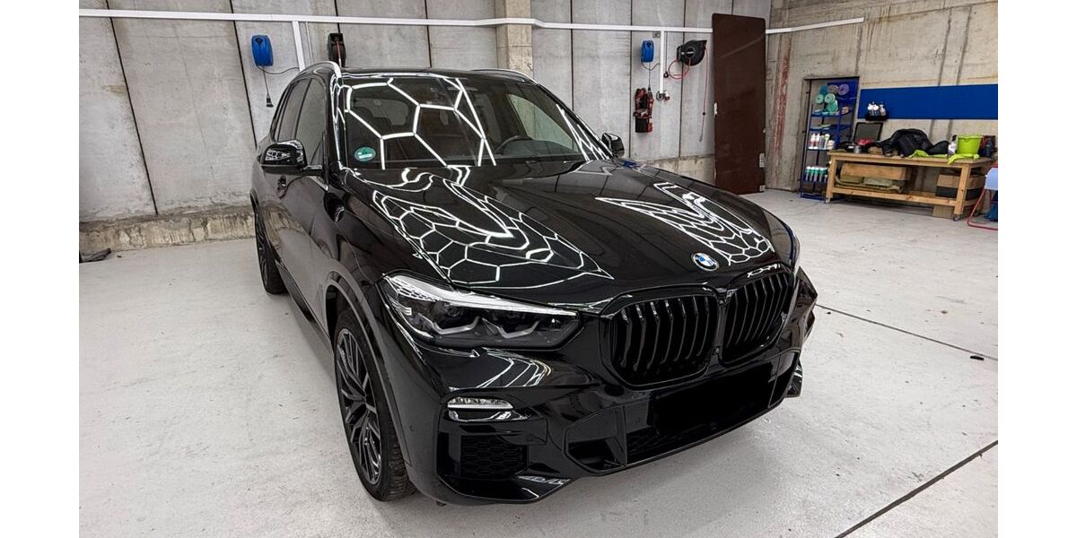 BMW X5 130.332 km 45.500 &euro; Stuttgart 70437