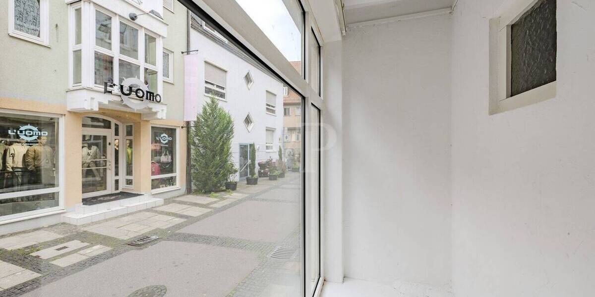 Mehrfamilienhaus, Wohnhaus Stuttgart Bad Cannstatt - 8 Zimmer, 105 m&sup2;, 698.000&euro; | Angebot:25690119