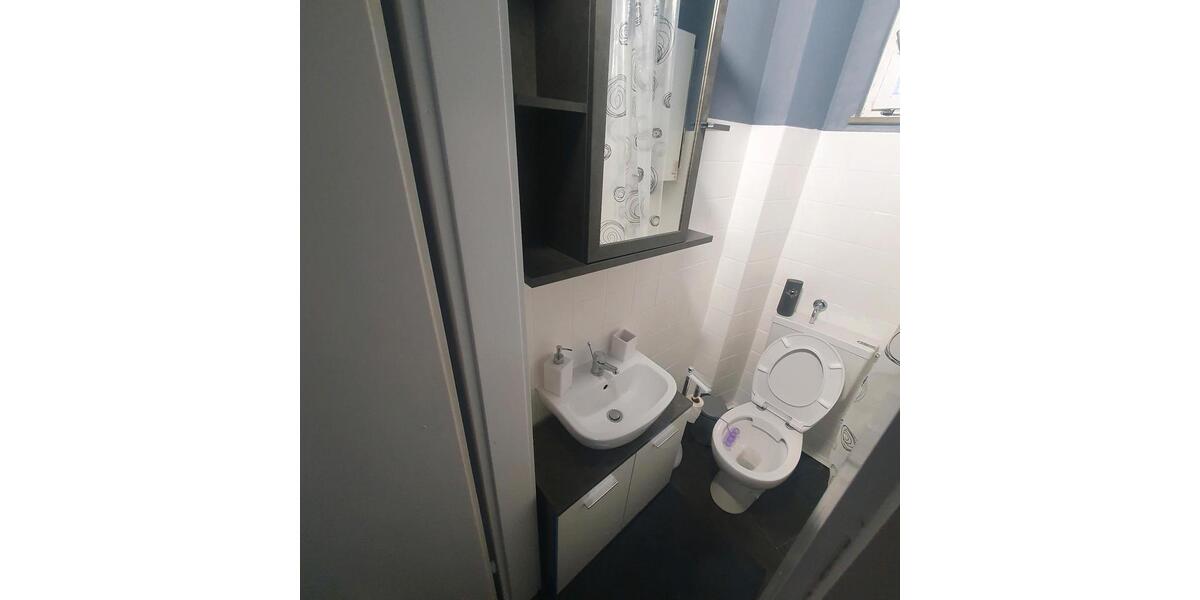 Etagenwohnung Stuttgart Stuttgart-Ost - 2 Zimmer, 80 m&sup2;, 1.200&euro; | Angebot:25860173