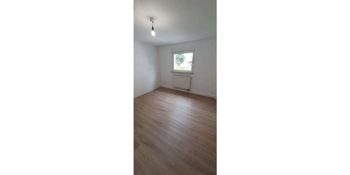 Zimmer Stuttgart Untertürkheim - 520&euro; | Angebot:25398393