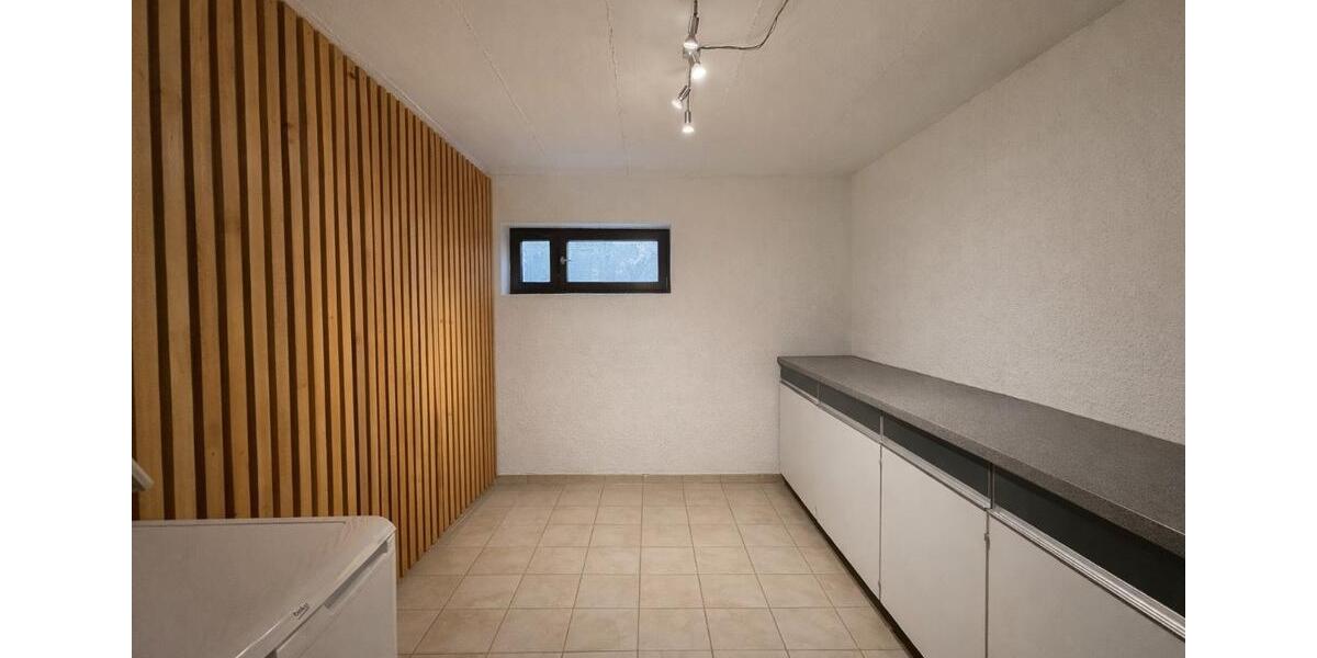 Etagenwohnung Leonberg - 3.5 Zimmer, 91 m&sup2;, 1.250&euro; | Angebot:25974630