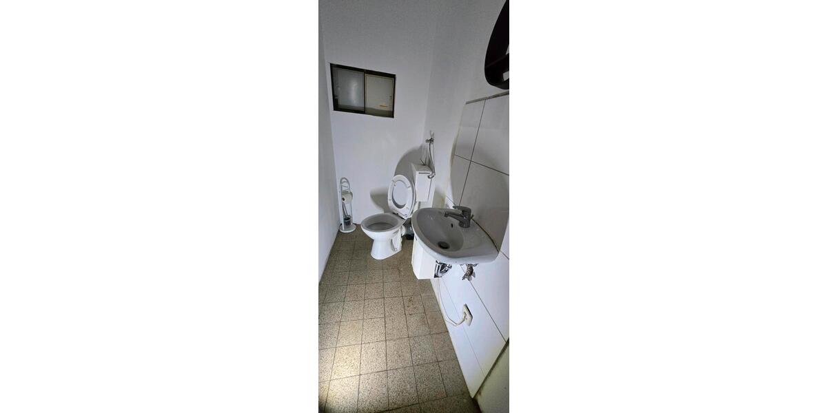 Gewerbeobjekt Ludwigsburg - 1.590&euro; | Angebot:25211106