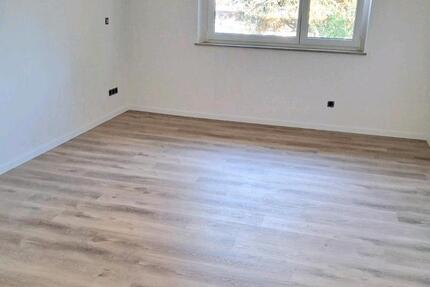 Wohnung Esslingen am Neckar Pliensauvorstadt - 3 Zimmer, 65 m&sup2;, 299.000&euro; | Angebot:27199886