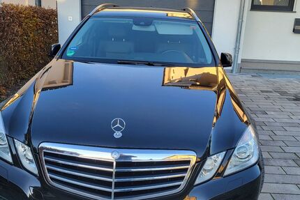 Mercedes-Benz E 220 153.000 km 12.800 &euro; Wolfschlugen 72649