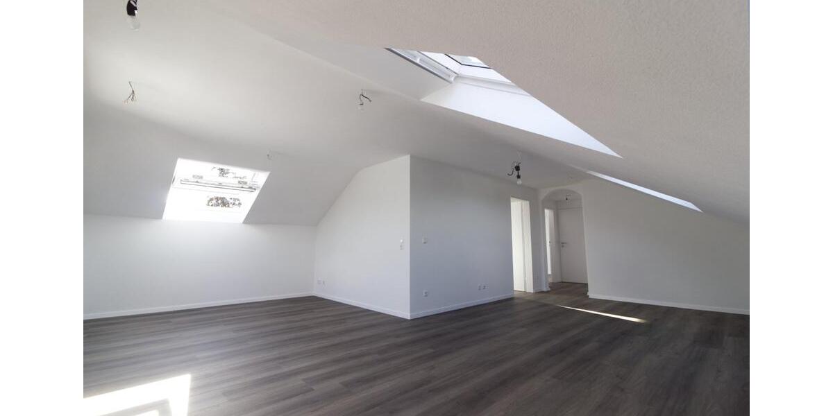 Dachgeschoßwohnung Waiblingen Beinstein - 3 Zimmer, 51 m&sup2;, 800&euro; | Angebot:25403634