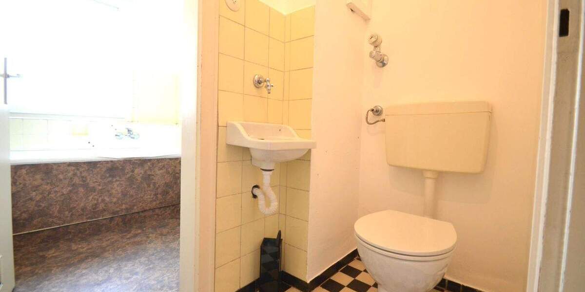 Etagenwohnung Stuttgart West - 3 Zimmer, 77 m&sup2;, 368.000&euro; | Angebot:25822594