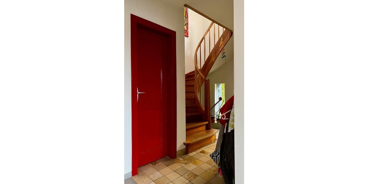 Einfamilienhaus Stuttgart Feuerbach - 6 Zimmer, 140 m&sup2;, 1.600&euro; | Angebot:25980754