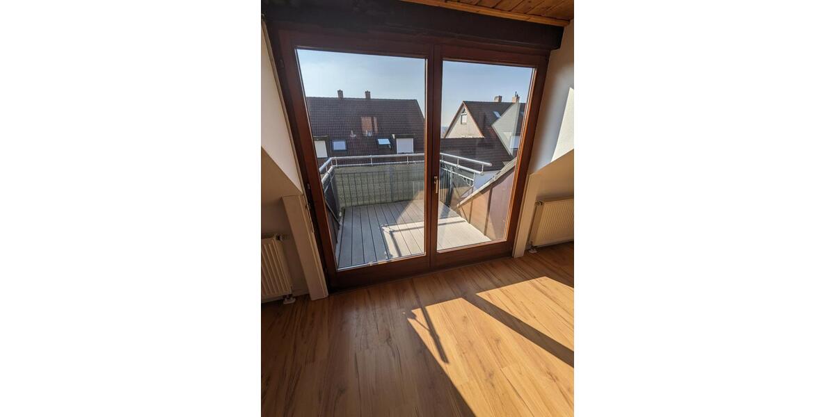 Dachgeschoßwohnung Bietigheim-Bissingen Bissingen - 3 Zimmer, 67 m&sup2;, 1.115&euro; | Angebot:25875380