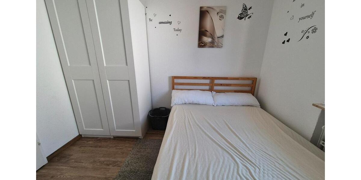 Etagenwohnung Schorndorf - 1 Zimmer, 9 m&sup2;, 530&euro; | Angebot:25421274