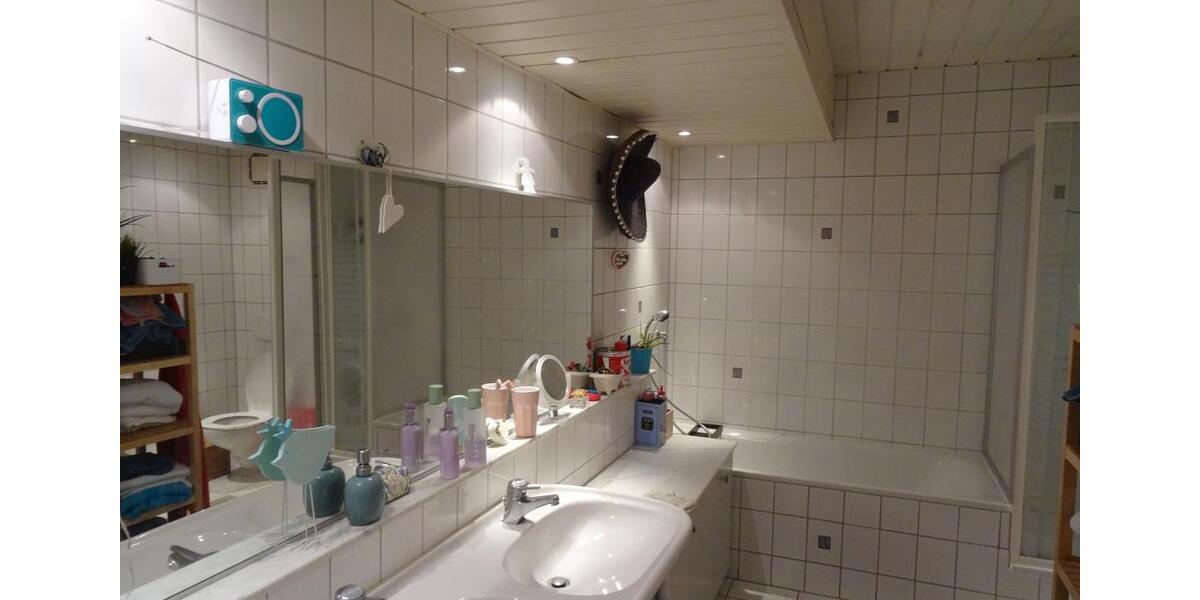 Etagenwohnung Stuttgart Lehen - 4 Zimmer, 116 m&sup2;, 1.780&euro; | Angebot:27587380