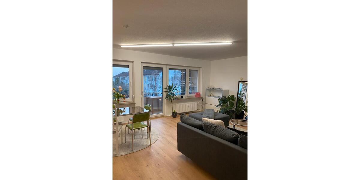 Etagenwohnung Kornwestheim - 2.5 Zimmer, 88 m&sup2;, 1.290&euro; | Angebot:25611452