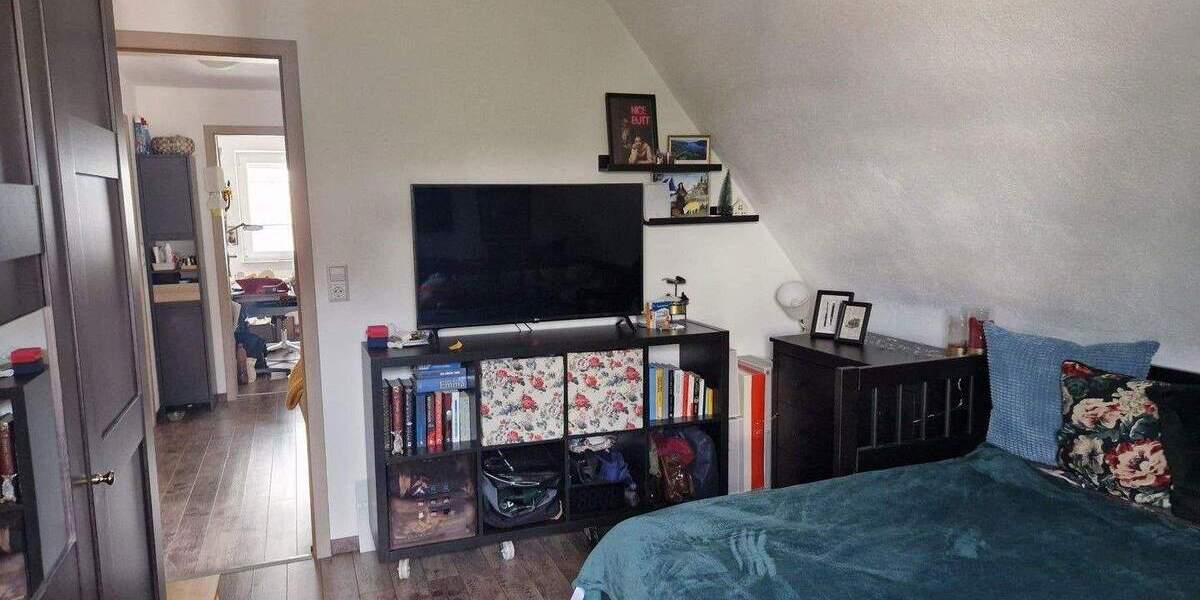 Einfamilienhaus Brackenheim - 7 Zimmer, 155 m&sup2;, 535.000&euro; | Angebot:25657552