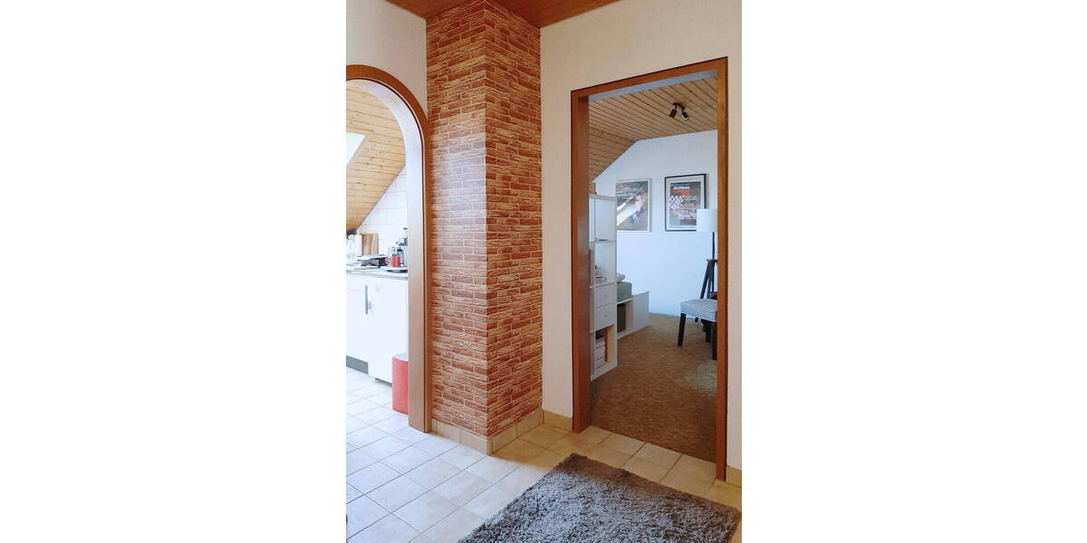 Reihenmittelhaus Ditzingen - 7 Zimmer, 162 m&sup2;, 540.000&euro; | Angebot:26477778