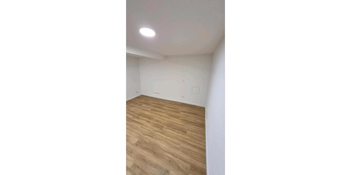 Etagenwohnung Gerlingen - 3 Zimmer, 60 m&sup2;, 1.400&euro; | Angebot:26267572