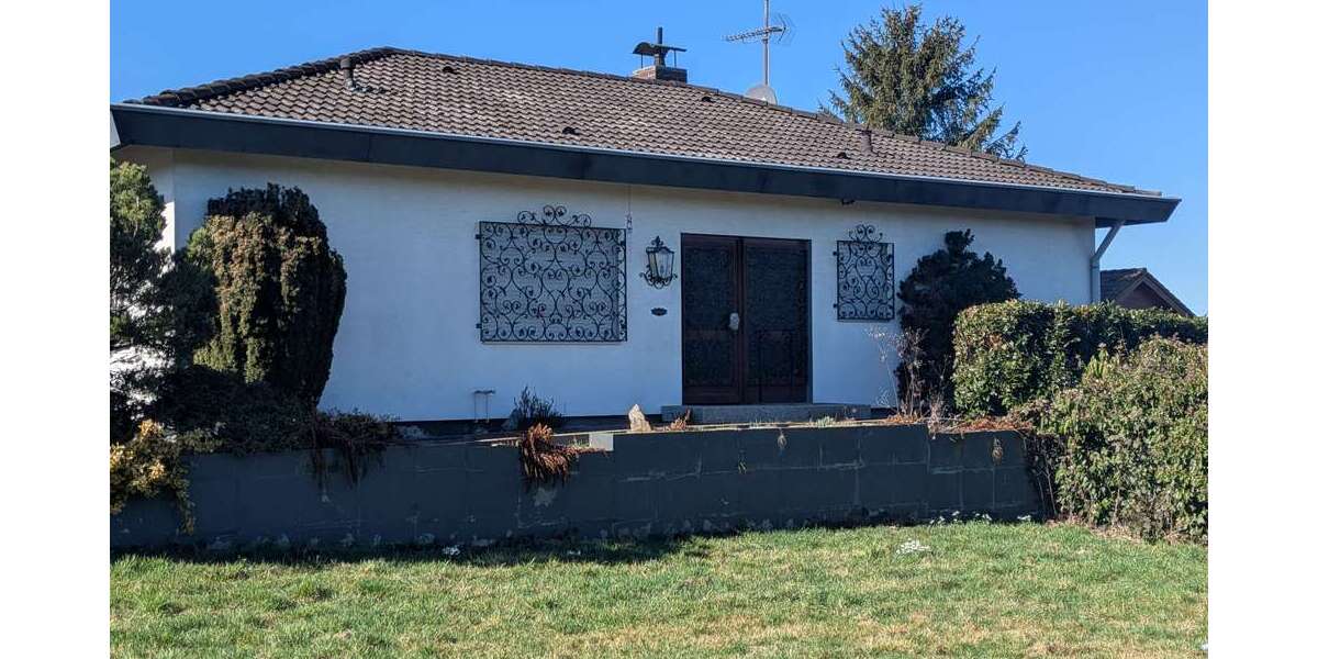 Einfamilienhaus Tiefenbronn - 5 Zimmer, 119 m&sup2;, 549.000&euro; | Angebot:23525244