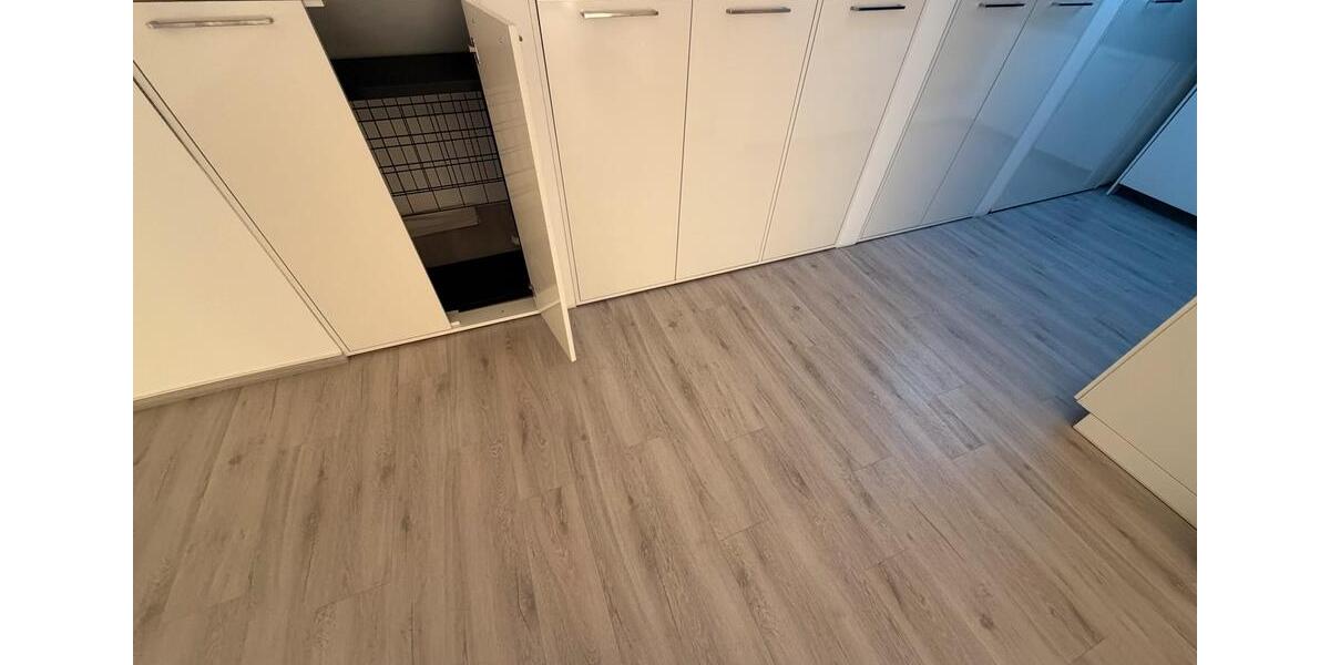 Etagenwohnung Remseck am Neckar - 3 Zimmer, 95 m&sup2;, 1.150&euro; | Angebot:27557885