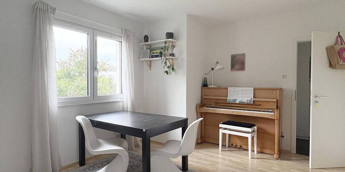 Einfamilienhaus Hemmingen - 8 Zimmer, 246 m&sup2;, 2.700&euro; | Angebot:26557187