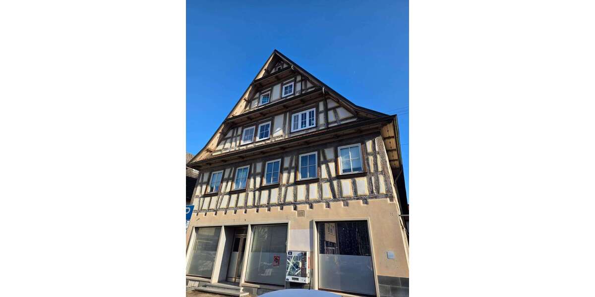 Einfamilienhaus Murrhardt - 15 Zimmer, 600 m&sup2;, 649.000&euro; | Angebot:25470942