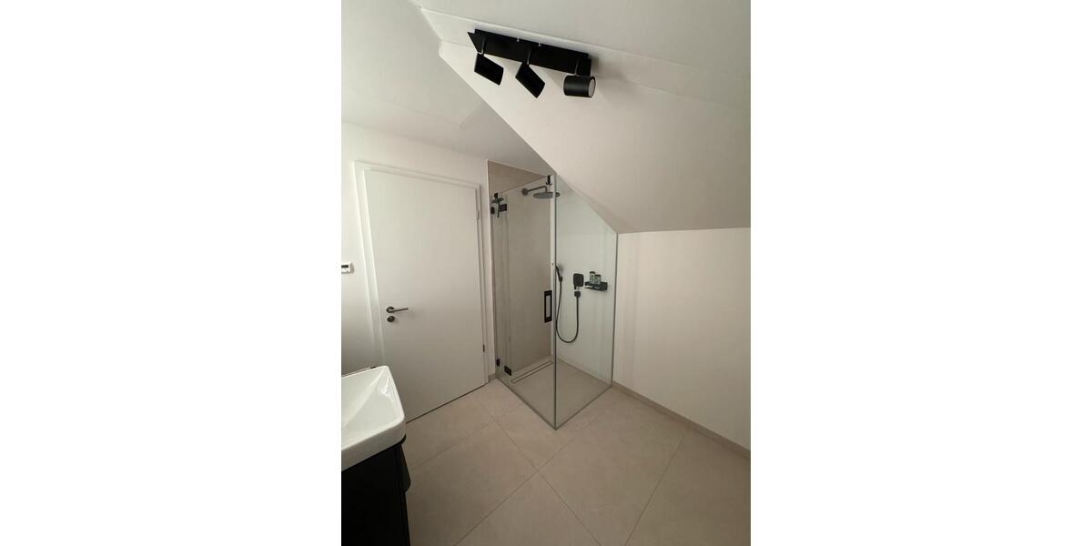 Einfamilienhaus Markgröningen - 3.5 Zimmer, 140 m&sup2;, 2.050&euro; | Angebot:25369088