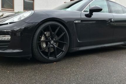 Porsche Panamera 153.346 km 25.500 &euro; möglingen 71696